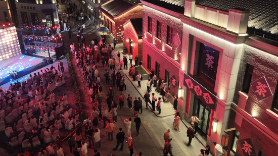 ӚvʷĻօ^(q)(rn)¡|ڇ(gu)c(ji)ʽӭ͡